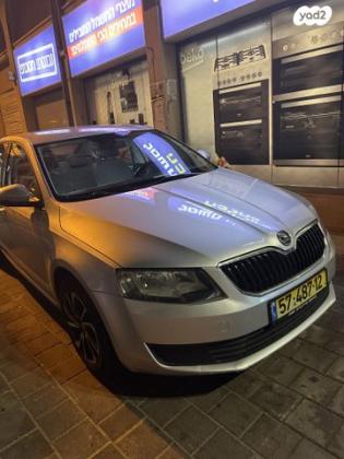 סקודה אוקטביה Ambition אוט' 1.2 (105 כ''ס) בנזין 2013 למכירה ברמת גן