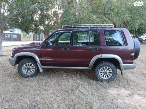 איסוזו טרופר ארוך 4X4 S אוט' דיזל 3.0 (159 כ''ס) דיזל 2004 למכירה בהוד השרון