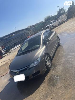 הונדה סיוויק סדאן החדשה LS אוט' 1.8 (140 כ''ס) בנזין 2008 למכירה ברחובות