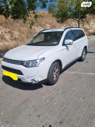 מיצובישי אאוטלנדר Instyle אוט' 5 מק' 2.0 (150 כ"ס) בנזין 2013 למכירה במודיעין מכבים רעות