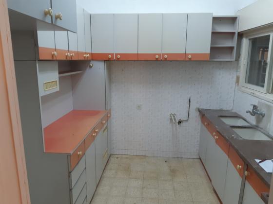 הרצל 103 (מרכז העיר)