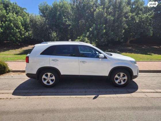 קיה סורנטו EX אוט' 7 מק' 2.4 (192 כ''ס) בנזין 2014 למכירה באבן יהודה