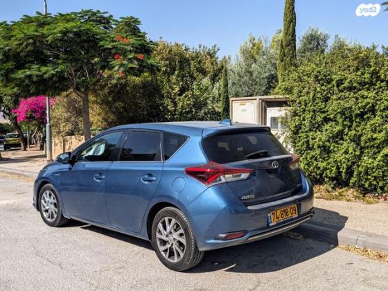 טויוטה אוריס הייבריד TSS הייבריד אוט' 1.8 (99 כ"ס) בנזין 2017 למכירה בירושלים