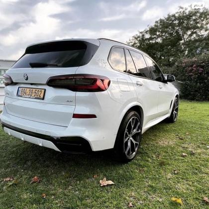 ב.מ.וו X5 SDRIVE 40I M Sport אוט' 3.0 (335 כ''ס) בנזין 2022 למכירה בראשון לציון