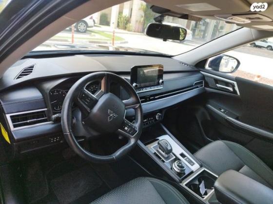 מיצובישי אאוטלנדר Instyle אוט' 7 מק' 2.5 (181 כ"ס) בנזין 2021 למכירה בבאר יעקב