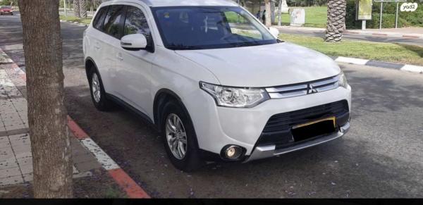 מיצובישי אאוטלנדר Instyle אוט' 7 מק' 2.0 (150 כ"ס) בנזין 2015 למכירה ביבנה