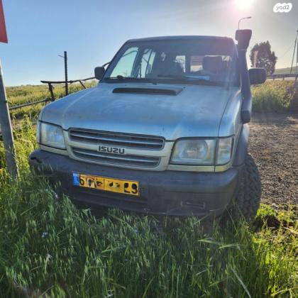 איסוזו טרופר ארוך 4X4 S אוט' דיזל 3.0 (159 כ''ס) דיזל 2000 למכירה בקצרין