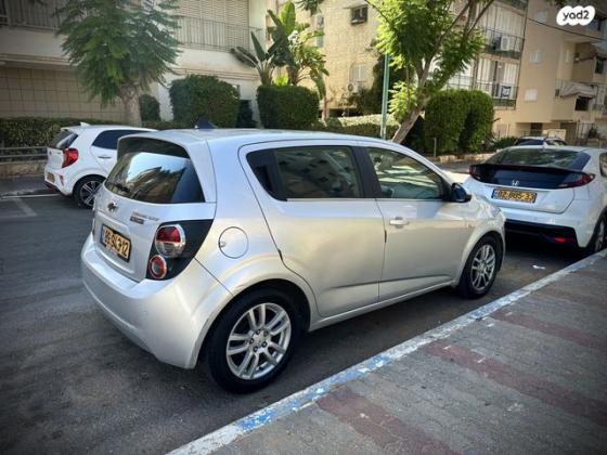 שברולט סוניק LTZ Platinum הצ'בק אוט' 1.6 (116 כ"ס) בנזין 2013 למכירה בפתח תקווה