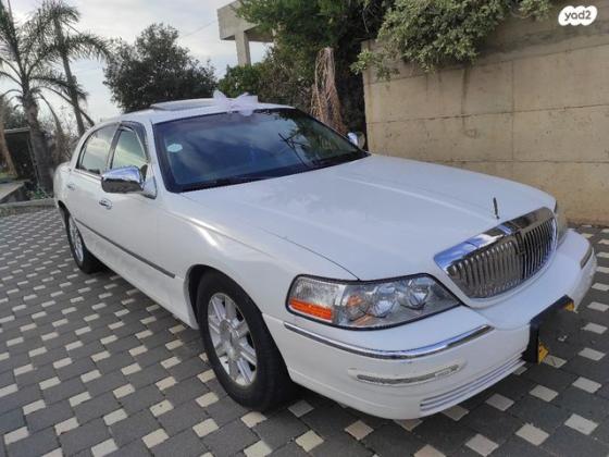 לינקולן טאון קאר אוט' 4.6 (215 כ''ס) בנזין 2008 למכירה בכפר ורדים