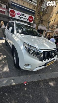 טויוטה לנד קרוזר קצר 4X4 Luxury אוט' דיזל 3.0 (190 כ''ס) דיזל 2015 למכירה בנתניה