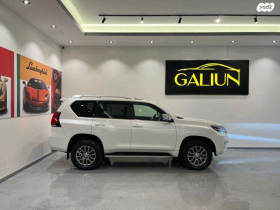 טויוטה לנד קרוזר ארוך 4X4 Limited אוט' דיזל 7 מק' 2.8 (177 כ"ס) דיזל 2019 למכירה בעפולה