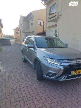 מיצובישי אאוטלנדר Instyle אוט' 7 מק' 2.0 (150 כ"ס) בנזין 2019 למכירה בגן יבנה