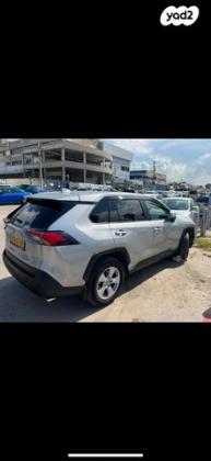 טויוטה RAV4 הייבריד E-volve הייבריד אוט' 2.5 (178 כ''ס) בנזין 2021 למכירה ברחובות