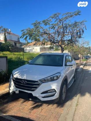 יונדאי טוסון Premium אוט' בנזין 2.0 (155 כ"ס) בנזין 2018 למכירה בחרות