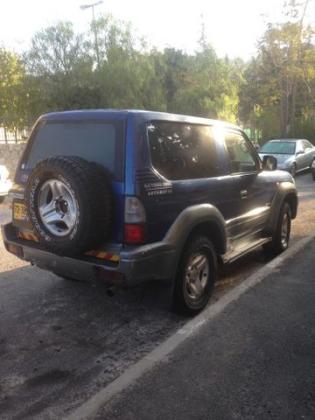 טויוטה לנד קרוזר פרדו קצר 4X4 STD אוט' דיזל 3.0 (125 כ''ס) דיזל 2000 למכירה בירושלים