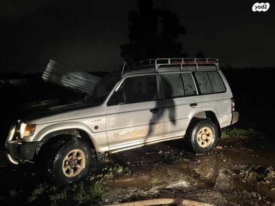 מיצובישי פג'רו ארוך 4X4 GLX ידני דיזל 7 מק' 2.8 (125 כ''ס) דיזל 2000 למכירה בבית אלעזרי