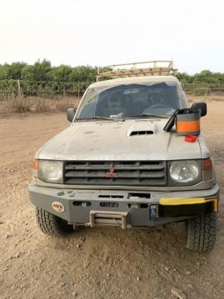 מיצובישי פג'רו ארוך 4X4 GLX אוט' דיזל 7 מק' 2.8 (125 כ''ס) דיזל 2000 למכירה במגל