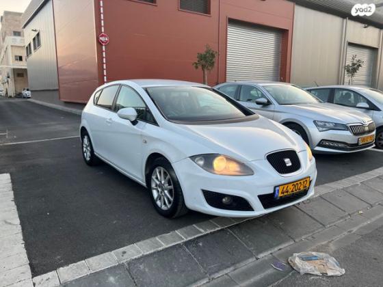 סיאט לאון Style אוט' 5 דל' 1.8 (160 כ''ס) בנזין 2013 למכירה בחיפה