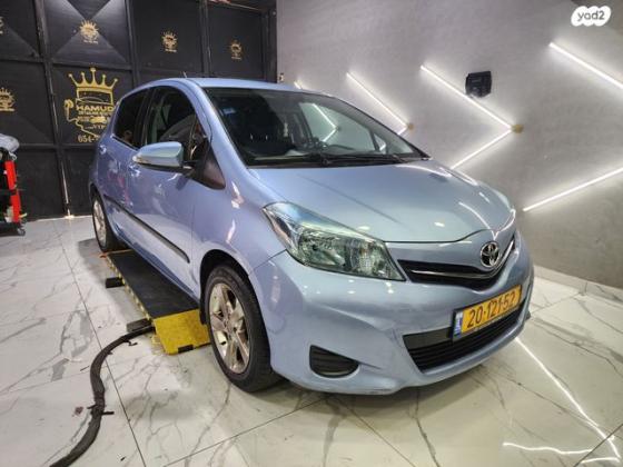 טויוטה יאריס Style אוט' 1.3 (99 כ"ס) בנזין 2013 למכירה בנצרת