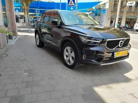 וולוו XC40 4X4 T5 Momentum אוט' 2.0 (247 כ''ס) בנזין 2020 למכירה בתל אביב יפו