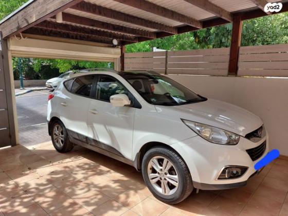 יונדאי iX35 Inspire אוט' 2.0 (163 כ''ס) בנזין 2013 למכירה בהוד השרון
