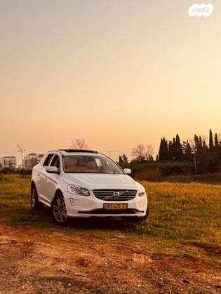 וולוו XC60 T5 R-Design סטיישן אוט' 2.0 (245 כ"ס) בנזין 2016 למכירה ברעננה