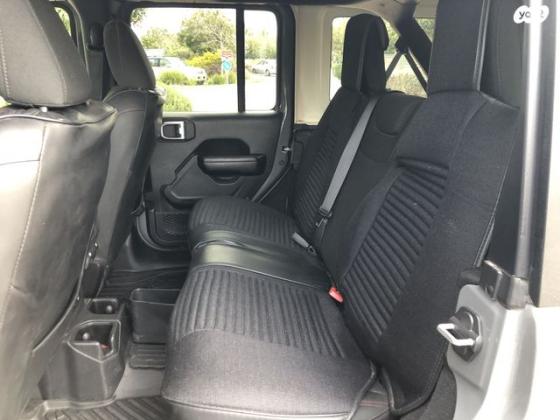 ג'יפ / Jeep רנגלר ארוך 4X4 Rubicon אוט' בנזין 4 דל' 2.0 (270 כ''ס) בנזין 2022 למכירה בנהריה