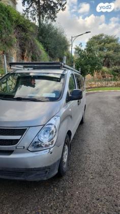 יונדאי i800 GLS CRDI מיניבוס ידני דיזל 8 מק' 2.5 (136 כ"ס) דיזל 2011 למכירה בחיפה