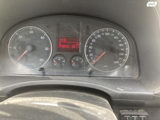 פולקסווגן קאדי מקסי Shuttle אוט' דיזל 7 מק' 4 דל' 1.9 (105 כ''ס) דיזל 2010 למכירה בקרית גת