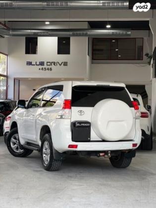 טויוטה לנד קרוזר קצר 4X4 Select 60th אוט' דיזל 3.0 (190 כ''ס) דיזל 2013 למכירה בראשון לציון