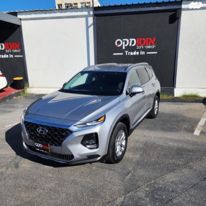 יונדאי סנטה פה Essential אוט' 2.4 (185 כ''ס) בנזין 2021 למכירה בתל אביב יפו