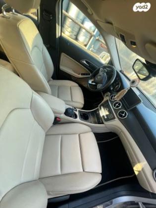 מרצדס GLA GLA200 Style FL אוט' 1.6 (156 כ"ס) בנזין 2018 למכירה בנתניה