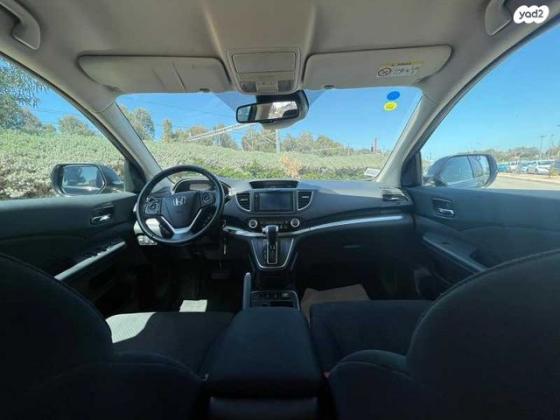 הונדה CR-V 4X4 Executive אוט' 2.0 (155 כ"ס) בנזין 2017 למכירה בנתניה