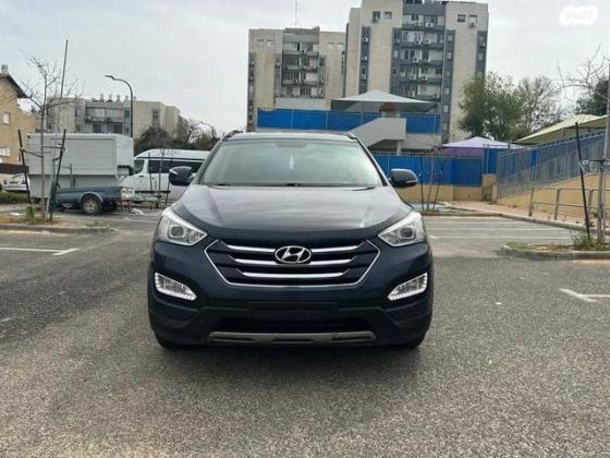 יונדאי סנטה פה 4X4 Premium אוט' בנזין 7 מק' 2.4 (192 כ"ס) בנזין 2015 למכירה בנתניה
