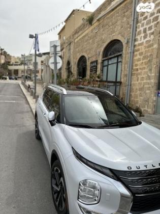 מיצובישי אאוטלנדר 4X4 Luxury TTH אוט' 7 מק' 2.5 (181 כ"ס) בנזין 2022 למכירה בתל אביב יפו