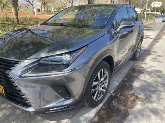 לקסוס NX 4X4 NX300H Premium הייבריד אוט' 2.5 (155 כ''ס) בנזין 2020 למכירה בפתח תקווה