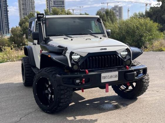 ג'יפ / Jeep רנגלר קצר 4X4 Sport אוט' 3.8 (196 כ''ס) בנזין 2009 למכירה בסביון