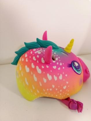 קסדה מעוצבת ושמורה החדשה ללא