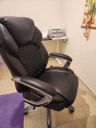 כיסא מנהלים סופר נוח של