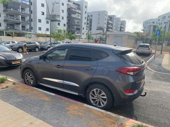 יונדאי טוסון Premium אוט' בנזין 2.0 (155 כ"ס) בנזין 2017 למכירה בראש העין