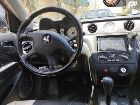 מיצובישי אאוטלנדר 4X4 Comfort אוט' 5 מק' 2.4 (160 כ''ס) בנזין 2007 למכירה בירושלים