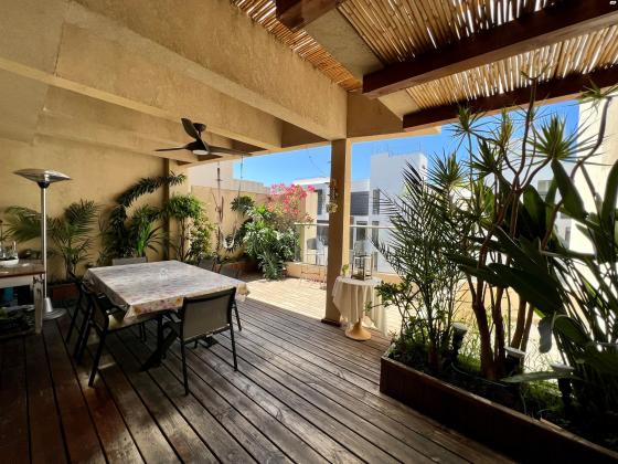 שדרות ביאליק 39 (אלון)