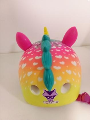 קסדה מעוצבת ושמורה החדשה ללא