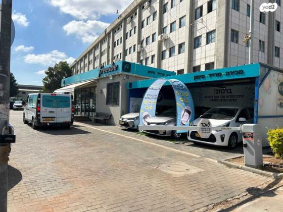 טויוטה קורולה Sun אוט' 1.6 (132 כ"ס) בנזין 2016 למכירה בחולון