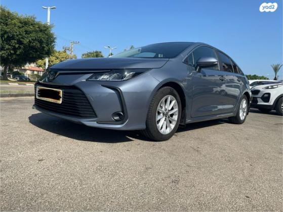 טויוטה קורולה הייבריד Sense סדאן אוט' 1.8 (98 כ''ס) בנזין 2022 למכירה בעכו