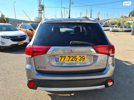 מיצובישי אאוטלנדר Instyle אוט' 7 מק' 2.0 (150 כ"ס) בנזין 2016 למכירה במעלות תרשיחא