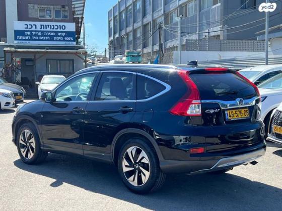 הונדה CR-V 4X4 Executive אוט' 2.0 (155 כ"ס) בנזין 2017 למכירה בנתניה