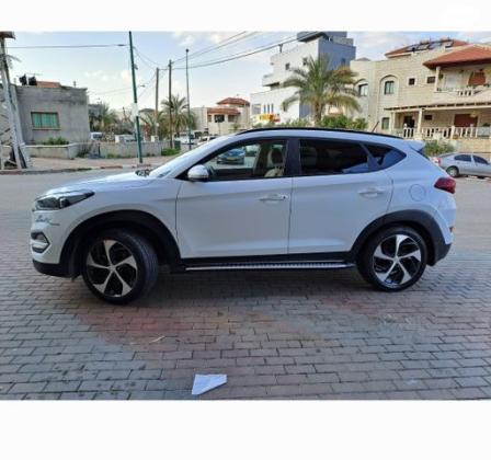 יונדאי טוסון Open Sky אוט' בנזין 2.0 (155 כ"ס) בנזין 2016 למכירה בכרמיאל