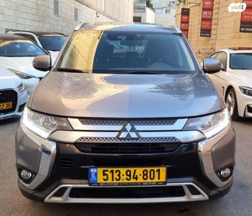 מיצובישי אאוטלנדר Instyle אוט' 7 מק' 2.0 (150 כ"ס) בנזין 2018 למכירה בירושלים