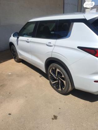 מיצובישי אאוטלנדר Luxury אוט' 7 מק' 2.5 (181 כ"ס) בנזין 2021 למכירה בנהריה